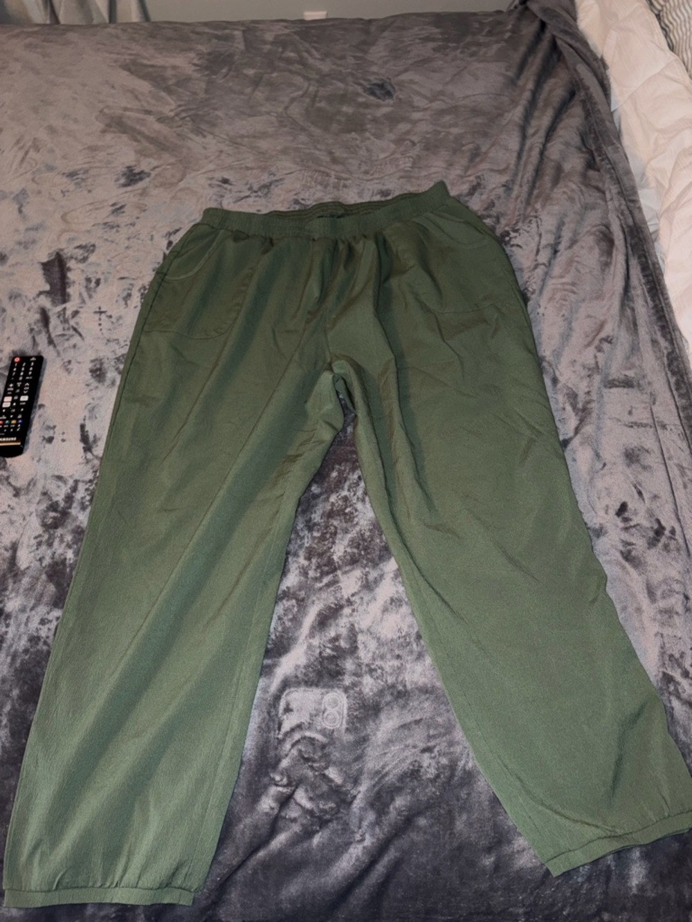 SHEIN Olive Green Women's Elastic-Waist Casual Trousers